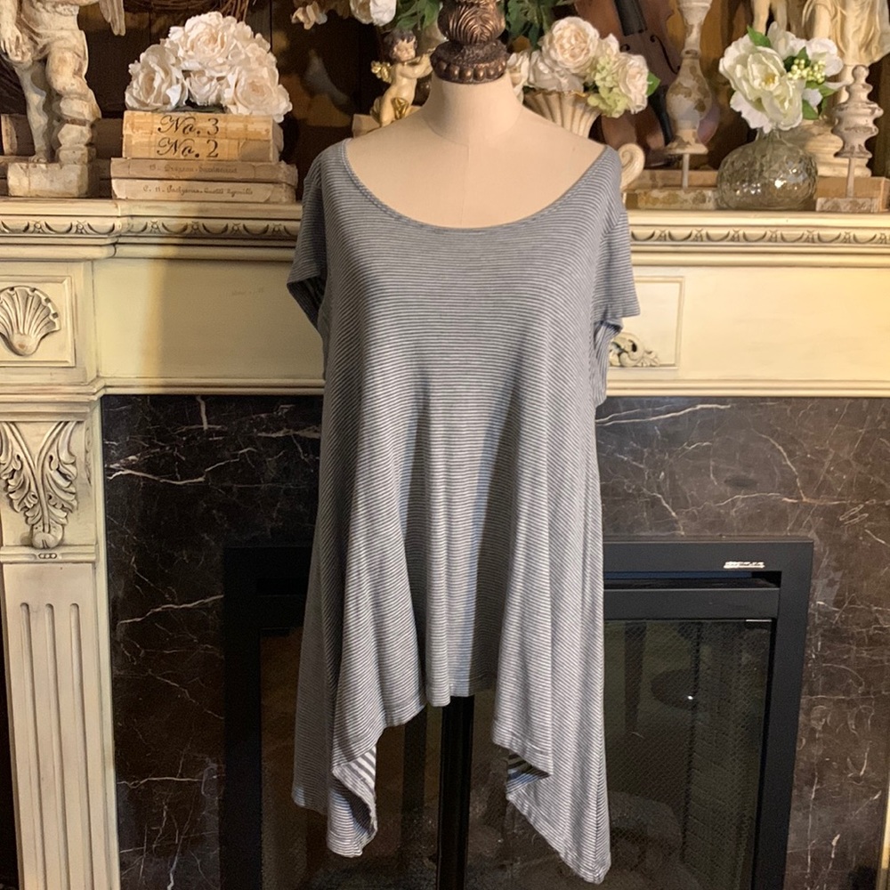 Byrn Walker gray striped asymmetrical scoop neck flowing top